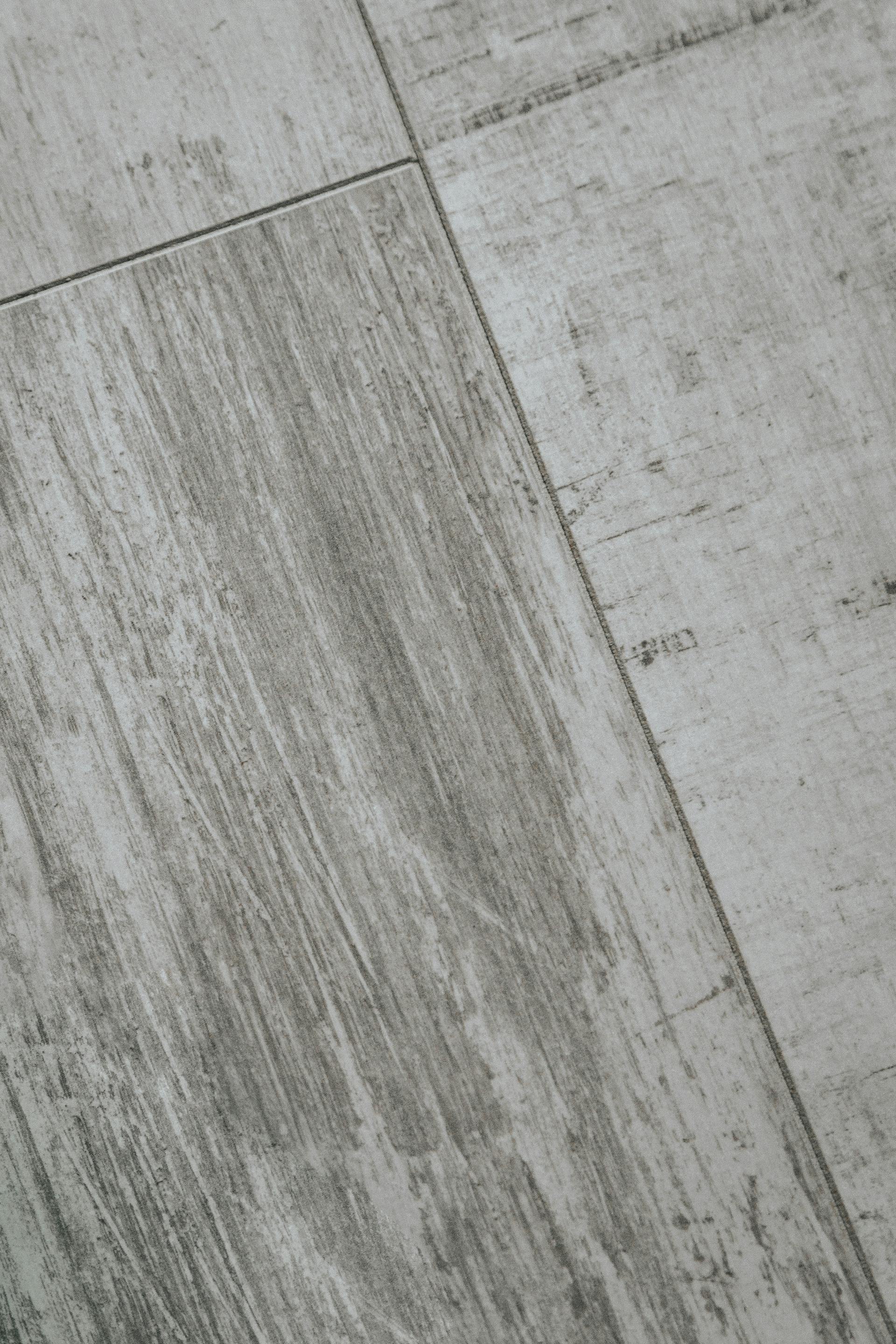 Vinyl flooring in Lahore